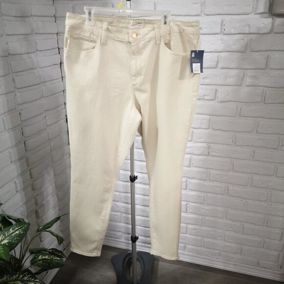 NWT Universal Thread Ladies Size 17R Cream High Rise Skinny Super Stretch Pants - Picture 1 of 15